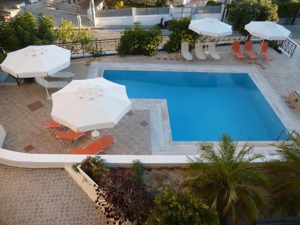 Anesis Apartments Agia Marina  Exterior photo